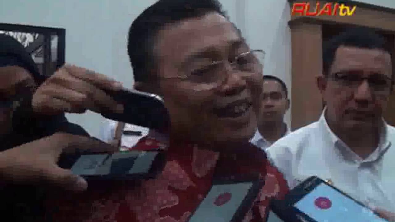 cornelis jadi menteri