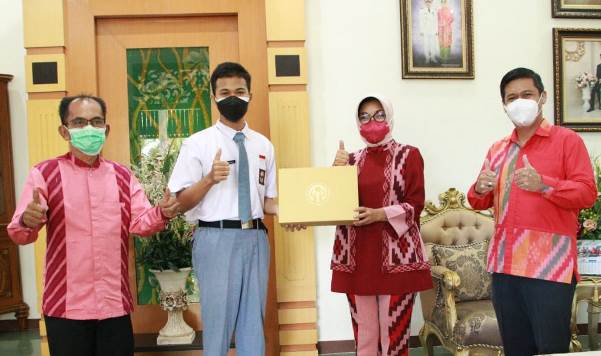 Calon anggota Pengibar Bendera Pusaka