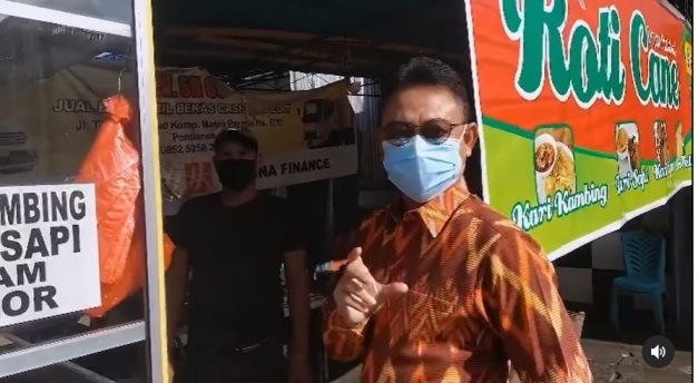 Pak Wali Sarapan Roti Cane, Cuma 13 Menit