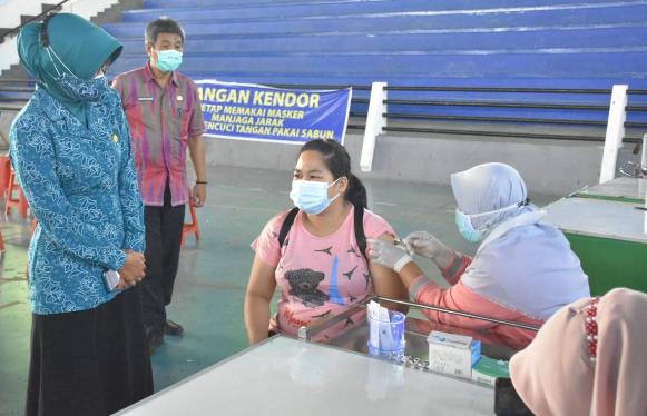 vaksin COVID untuk anak