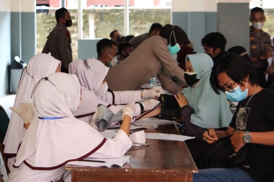 Vaksinasi Lintas Agama di Kalbar untuk 2.000 Peserta