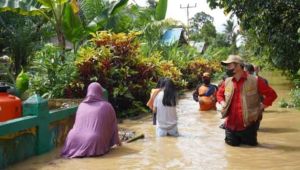 banjir di kapuas hulu