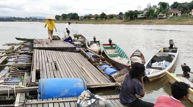 sungai sekadau mulai jernih