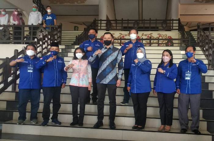 AHY Temui Fraksi Demokrat Kalbar, Ini yang Dia Katakan