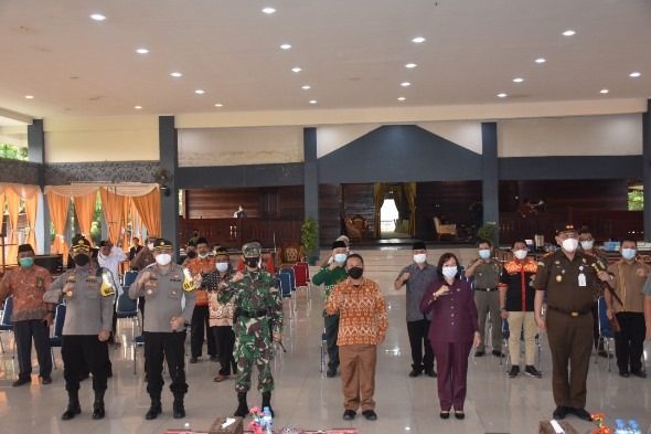 Sintang Menggelar Deklarasi Damai