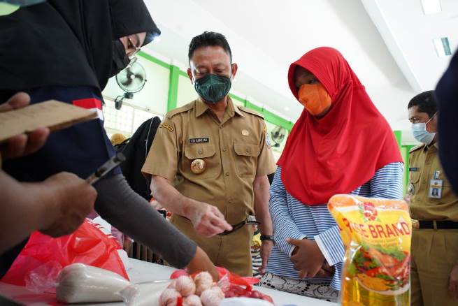 Pasar Murah di Pontianak Barat, Peringati Hari Pangan Sedunia