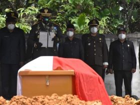 Sertu Ambrosius Dimakamkan di Ketungau Tengah