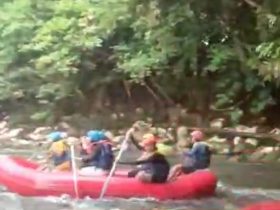 Yuk, Uji Adrenalin di Riang Parangek