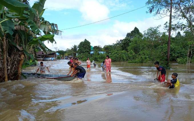 Surut Beberapa Jam, Permukaan Air Kembali Naik