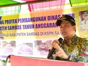 Bupati Sambas Resmikan Jalan Simpang Empat-Tanah Hitam