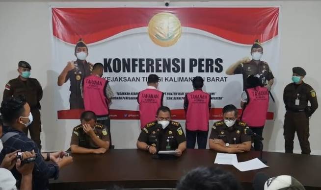 2 Anggota Dewan Tersangka Korupsi Pembangunan Gereja Sintang