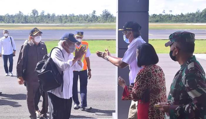 Menteri Basoeki kunjungi sintang_prokopim_ruai.tv