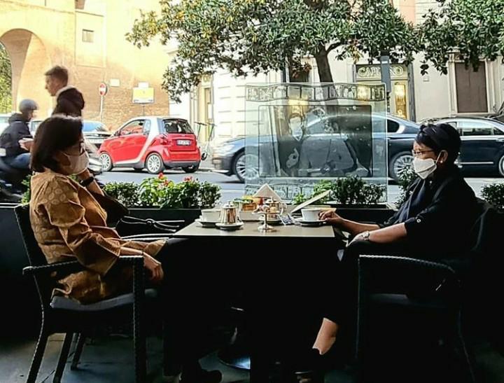 Menteri Sri dan Retno di Roma