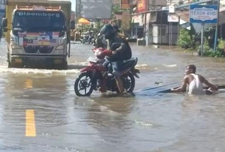 banjir di Sekadau_ruai.tv