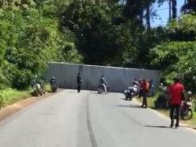 kontainer terguling di Bukit Benuah_ruai.tv