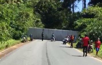 kontainer terguling di Bukit Benuah_ruai.tv