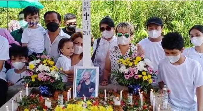 Mengenang Martinus Boteng, Vokalis Bakau Band