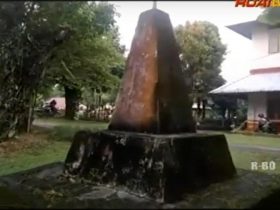 Tugu Republik Indonesia Serikat di Nyarumkop Singkawang_ruai.tv