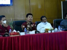 Bupati Sambas Satono ingatkan pada kades_ruai.tv