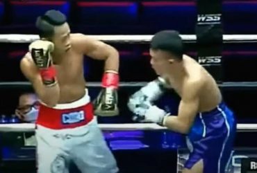 Tangkapan layar siaran langsung Kompas TV pertarungan Daud "Cino" Yordan vs Rachata Khaophimai, Jumat (19/11/2021) malam.