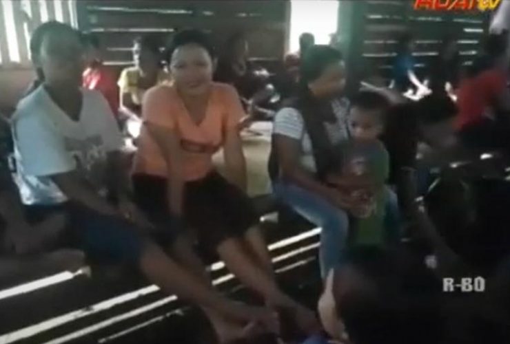 Tradisi nyapat gawai dan mulang buah di Nanga Mahap, Kabupaten Sekadau. Foto: DOK/ruai.tv