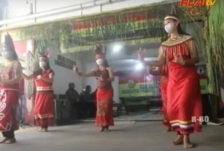 Pekerja seni di Landak didorong untuk merambah online shop (olshop). Foto: DOK/ruai.tv