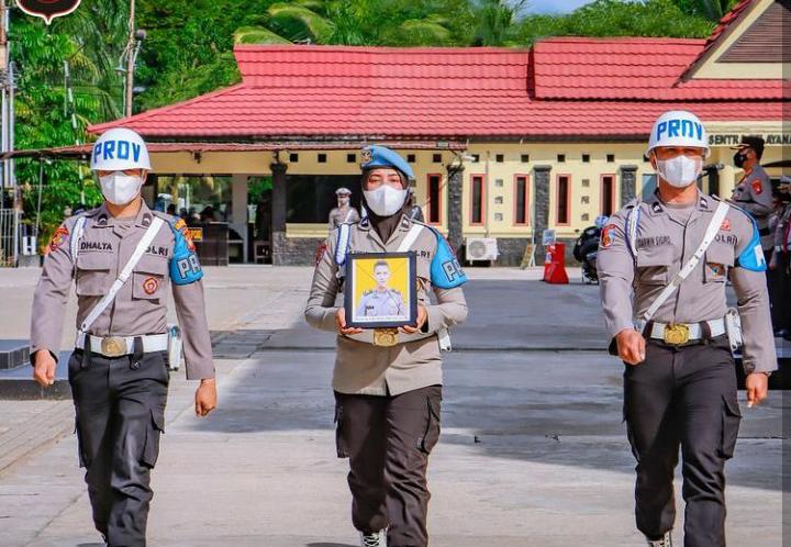 Satu Polisi di Pontianak Diberhentikan Tidak Dengan Hormat