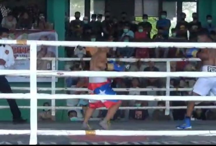 Petinju KKU Raih Sabuk Emas Danrem 121/ABW