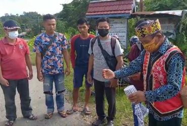 Ritual Panggil Semangat di Lokasi Kecelakaan