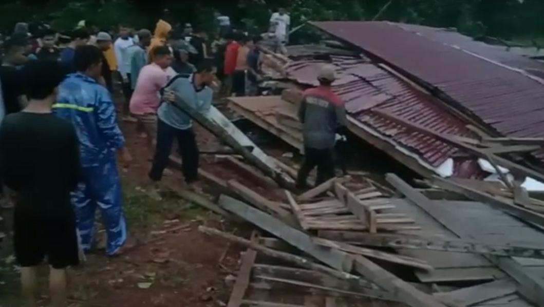 2 Remaja di Kendawangan Tewas Tertimpa Rumah Walet