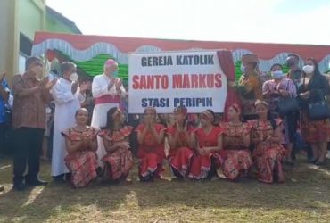 Gereja Katolik di Peripin Resmi, Ini Pesan Wabup Yohanes Ontot