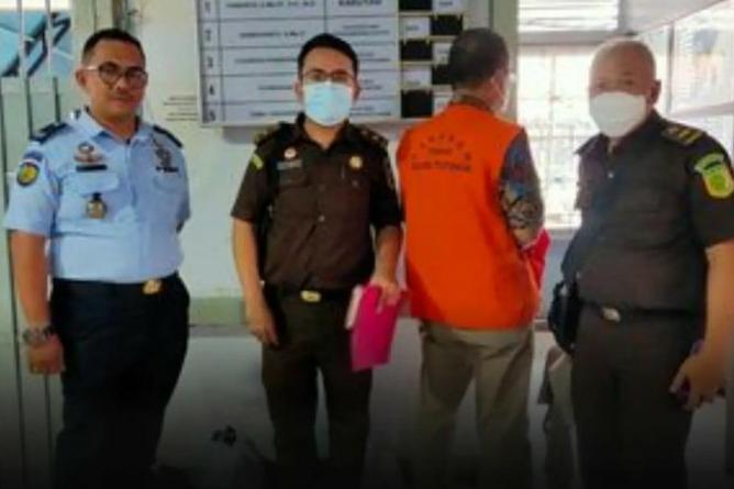 Oknum PNS Pelaku Pungli Ditahan Kejari Pontianak