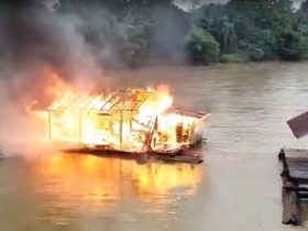 Kios Apung Terbakar di Kapuas Hulu, Satu Korban Luka