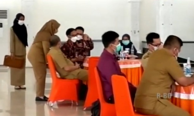 bupati geram pejabat mangkir rapat
