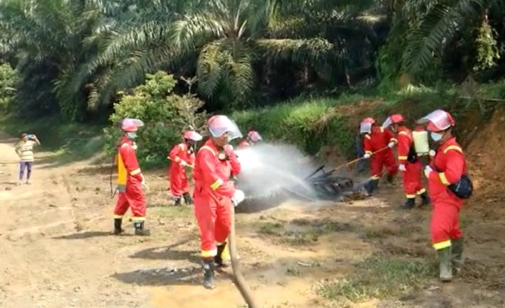 antisipasi karhutla simulasi pemadaman - ruai.tv