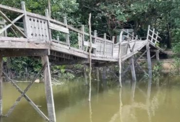 Tak Ada Peringatan, Jembatan Wisata Pulau Datok Nyaris Ambruk