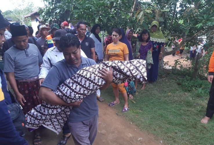 Anak 2 Tahun di Meliau Ditemukan Tewas Tenggelam