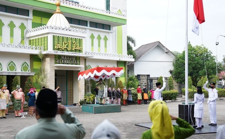 HUT 65 Pemprov Kalbar - upacara di kantor walikota ptk