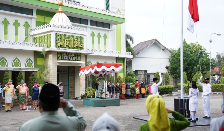 HUT 65 Pemprov Kalbar - upacara di kantor walikota ptk