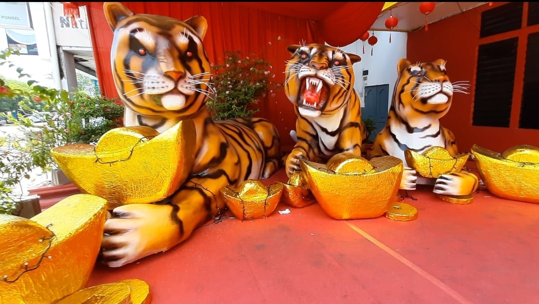 Lima Replika Macam Warnai Nuansa Imlek Pontianak