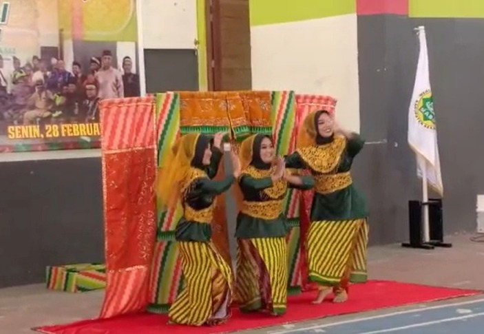 Tarian Melayu Warnai Pengukuhan MABM Sekadau