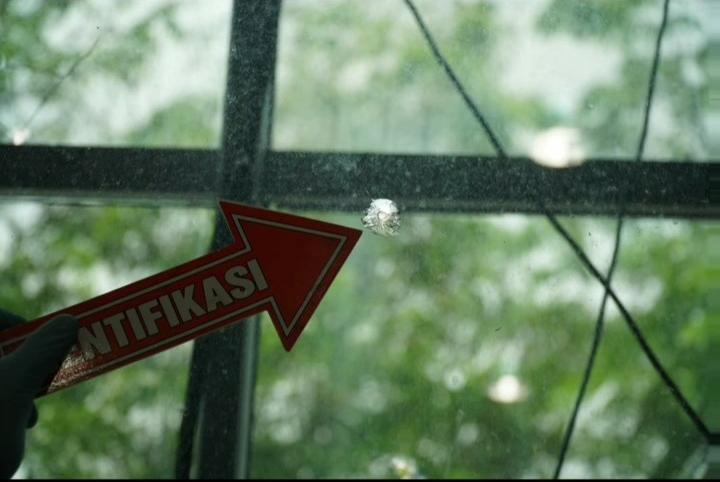 Satpam di Pontianak Tembak Kaca Kantor, Kesal Kontrak Kerja Tak Diperpanjang