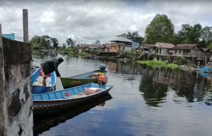 Rp 12 Ribu, Harga BBM Seliter di Semangit