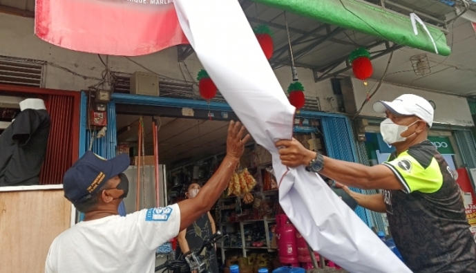 55 Reklame di Pontianak Dicopot, Tak Bayar Pajak