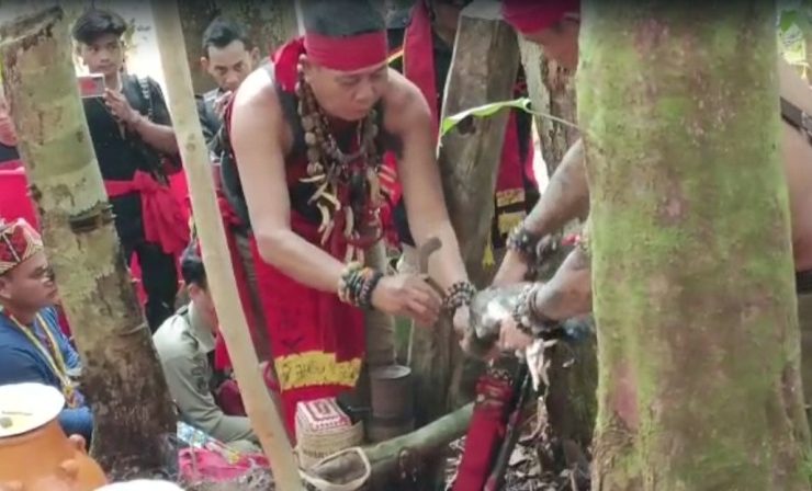 Tempat Keramat di Kapuas Hulu Ini Diyakini Bisa Berikan Keturunan