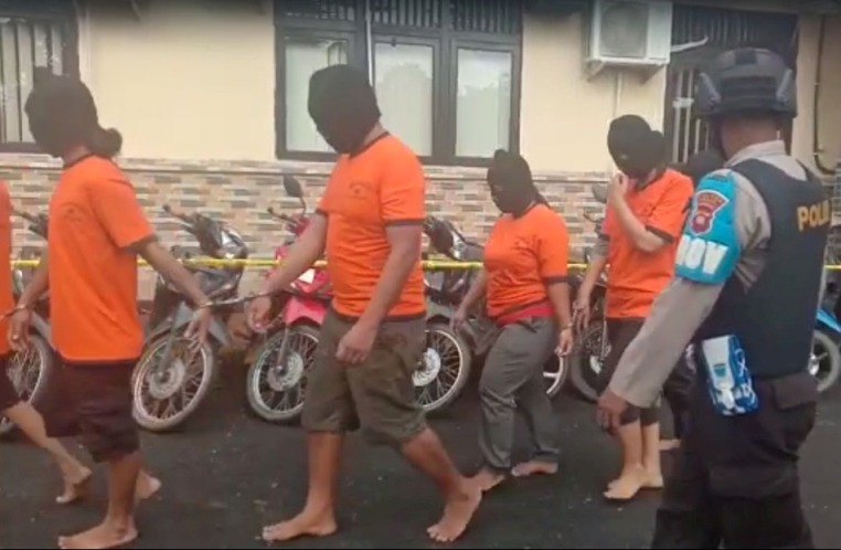 Rp 500 Ribu Tarif Open BO di Melawi Terungkap