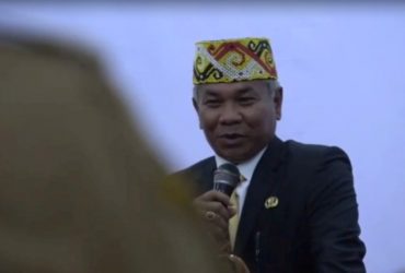 Oknum PNS Ketapang Nongkrong di WC Saat Wabup Pidato