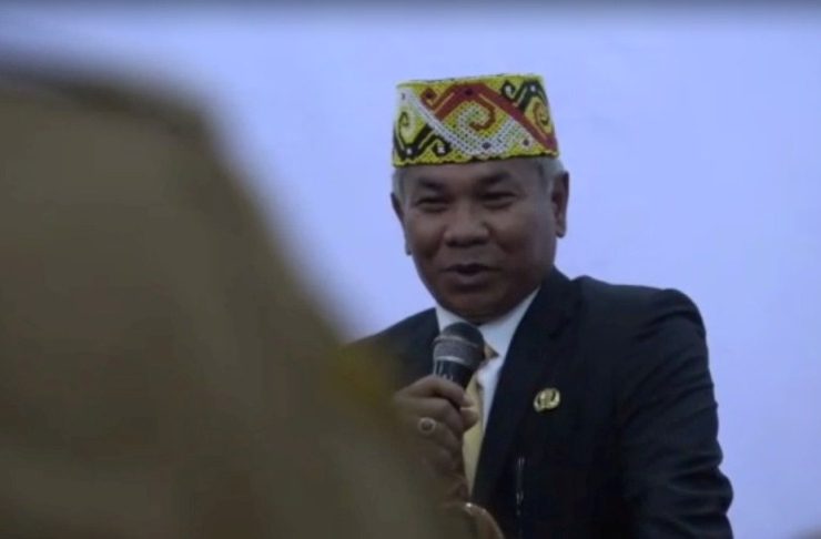 Oknum PNS Ketapang Nongkrong di WC Saat Wabup Pidato