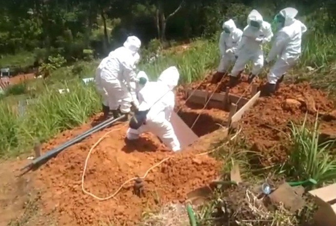 meninggal dunia karena korona