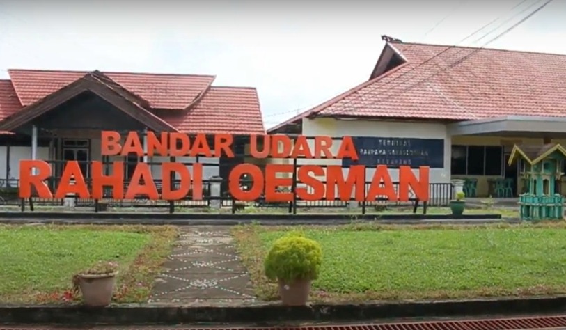 syarat naik pesawat